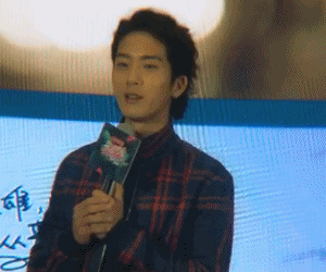 井柏然赶紧把头发剪了吧!和张若昀的发型简直一个比一个丑